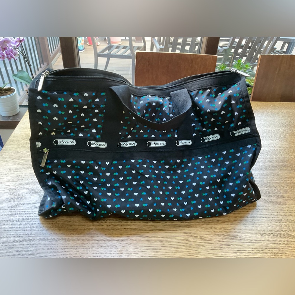 LESPORTSAC Medium Black, Blue and Green Star & Heart Duffel Bag/Weekender - Picture 6 of 11